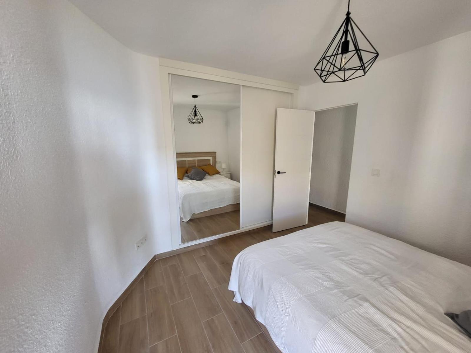 Sea View Luxury Apartment Victoria Torrevieja Zewnętrze zdjęcie