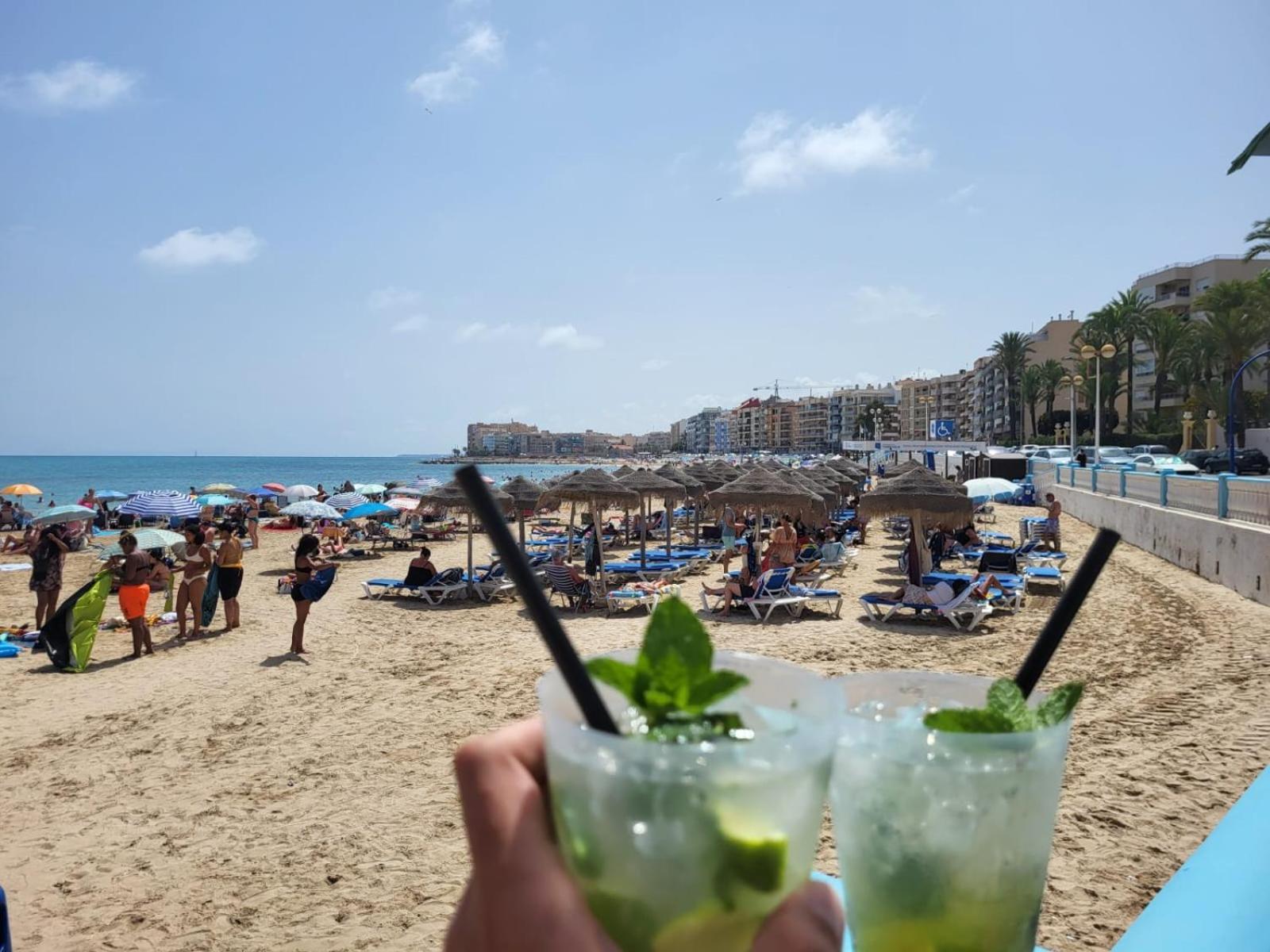 Sea View Luxury Apartment Victoria Torrevieja Zewnętrze zdjęcie